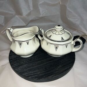 Vintage 1930s Elegant Creamer & Sugar Bowl Set